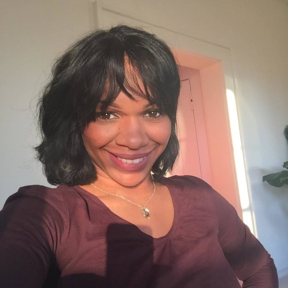 🙋🏽‍♀️ 👋🏽 Hi Poshers! ☺️